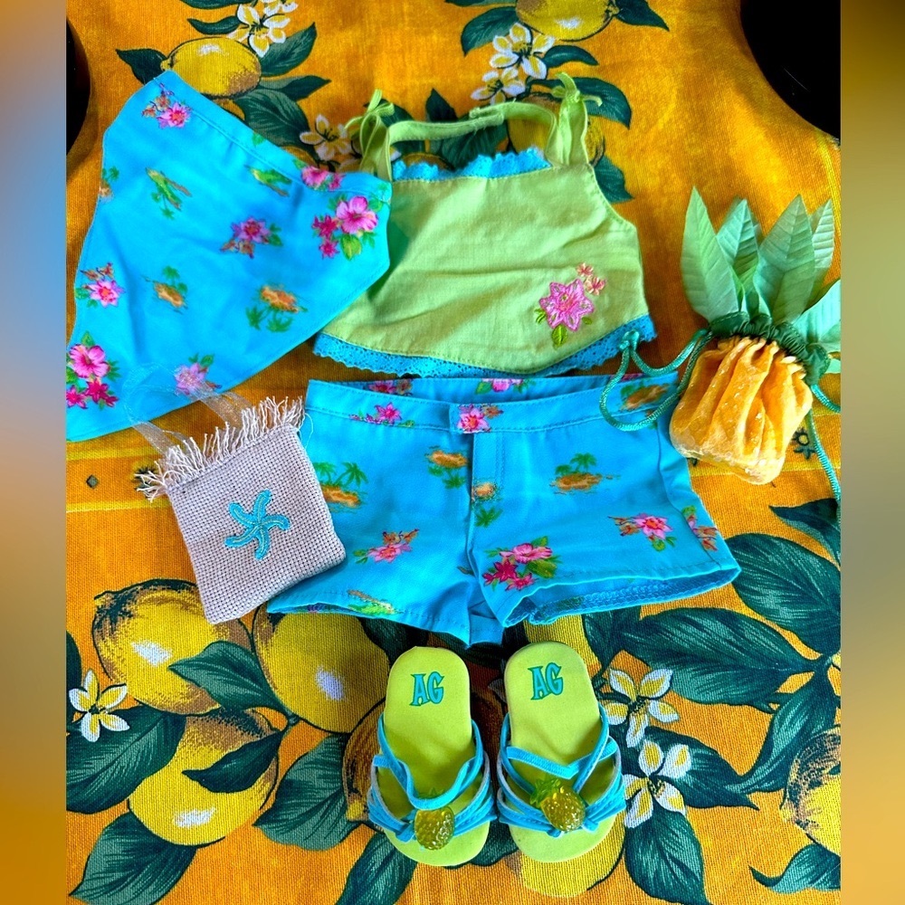 The Cutest American Girl American Girl Tropical Breezes Outfit Retired 2006 EUC